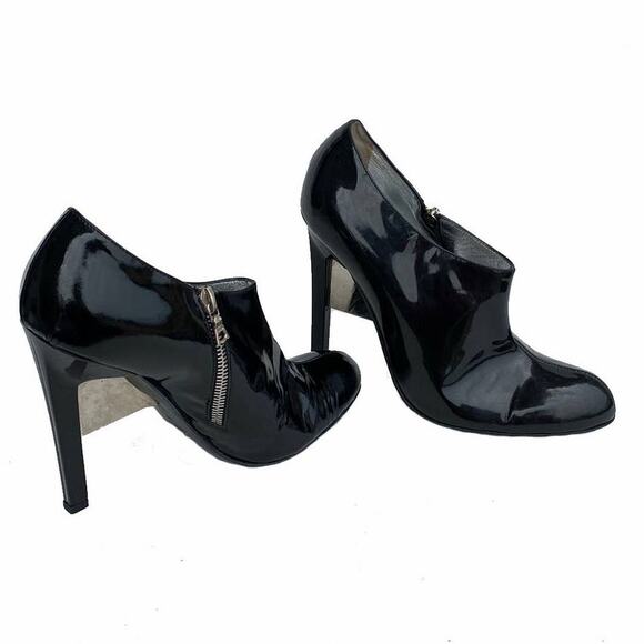 Ruth by Ruthie Davis Black Patent Leather Almond Toe Stiletto Heeled Booties 38 - Picture 1 of 13